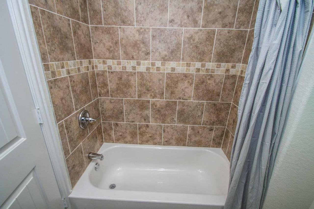 Hays St Cozy Remodeled 2Br/2Ba House Sleeps 8 Apartment San Antonio Ngoại thất bức ảnh